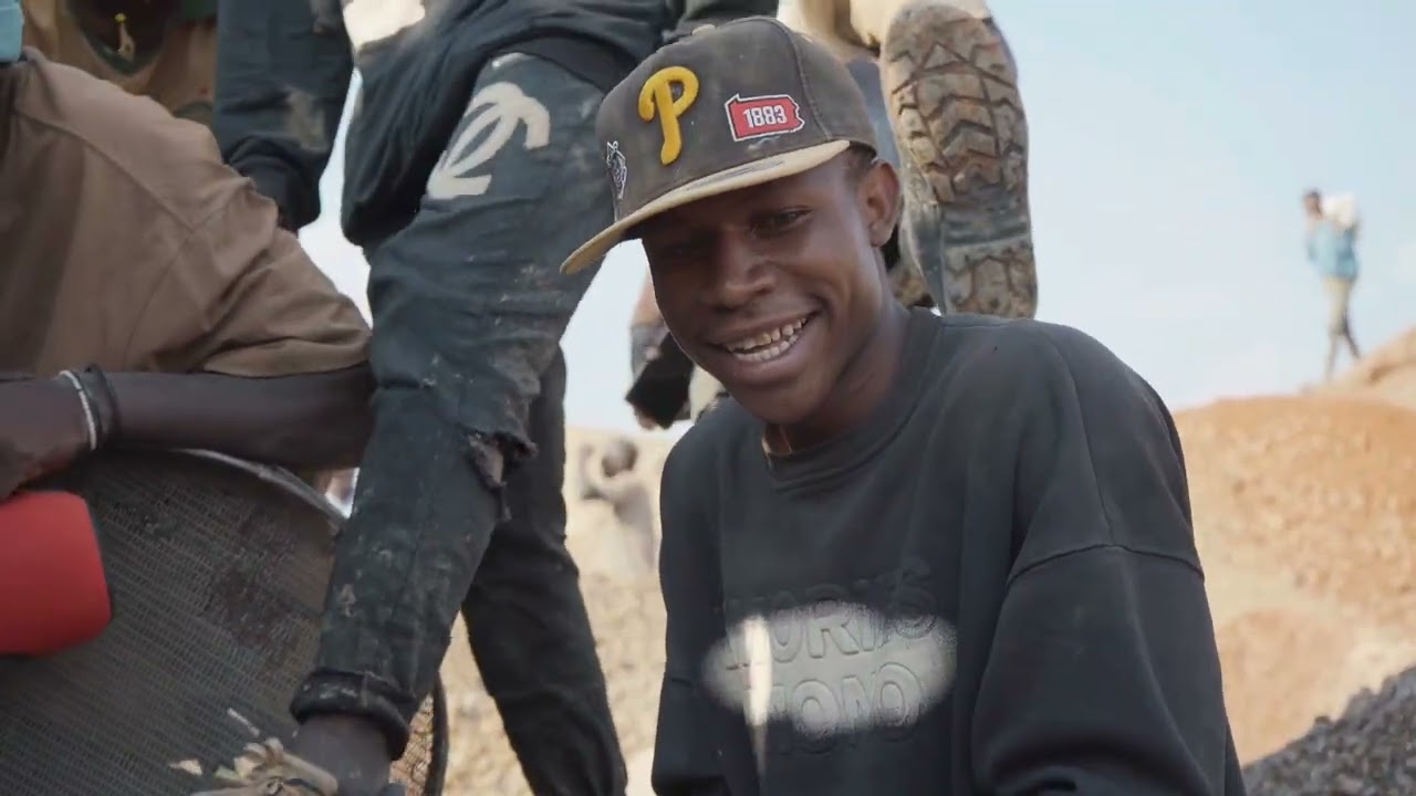 Visiting the new diamond kimberlite deposit  discovered in Shinyanga Tanzania.