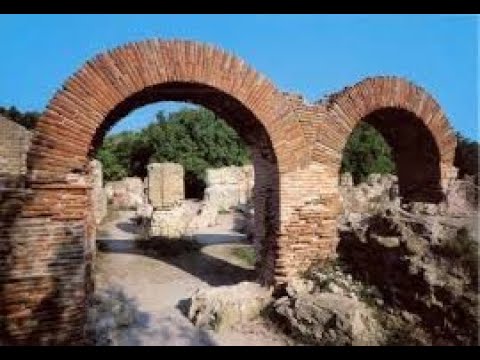 La 34.a puntata di una grande serie dedicata alla scoperta dell'Italia. Qui visiteremo i celebri nuraghi della Sardegna, percorreremo la via Prenestina e i borghi che attraversa, scenderemo a Cuma e i Campi Flegrei e percorreremo un'altra grande strada romana: la via Tiburtina.
Testi e Regia: Gigi Oliviero (gigi.oliviero3@gmail.com)
Montaggio: Valter Cappucci - Arturo Farruggia
Voce: Claudio Capone
Durata: 20'12"
Visita il sito: www.gigioliviero.it