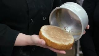 Troubleshooting Baking Cakes & Cupcakes : Desserts & Baking Tips