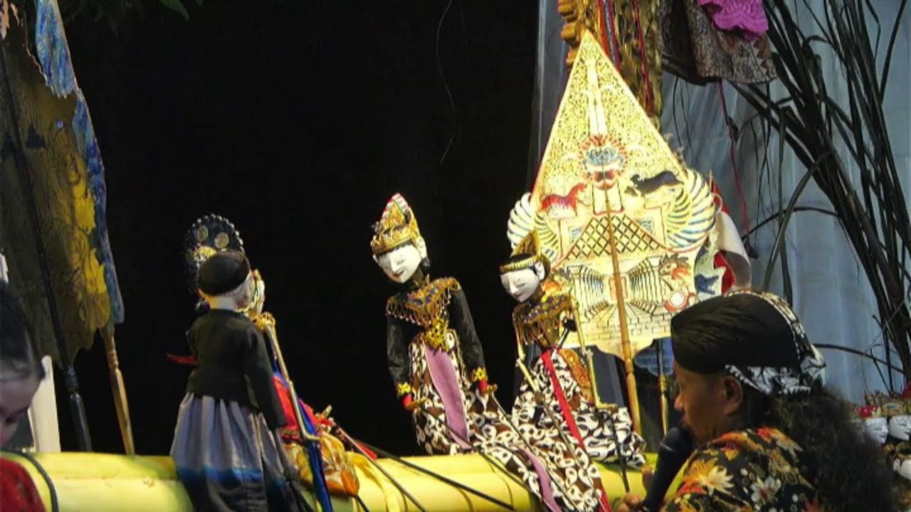 wLAKON KI  PTUT LOWO Wayang golek setya laras ki dalang caswono hadi