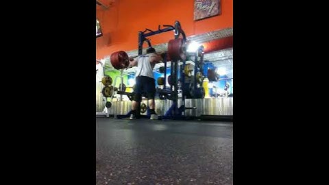 2 count pause squats 600x2