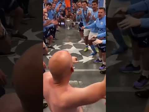 احتفال الستي داخل غرفه تبديل الملابس 