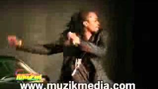 Reggae Video Beenie.Man-Hum.Hum-[Web3 Reggae New Chunes Dancehall Riddim 2010.avi
