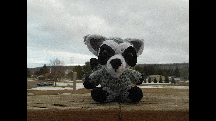 Discover the Cutest Amigurumi Crochet Raccoon!