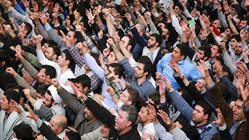 شاب صاحب اطول نفس یبهر الجمهور سورة الاعلی والکوثر