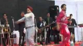 sunny grewal babe bhangra paunde ne.flv