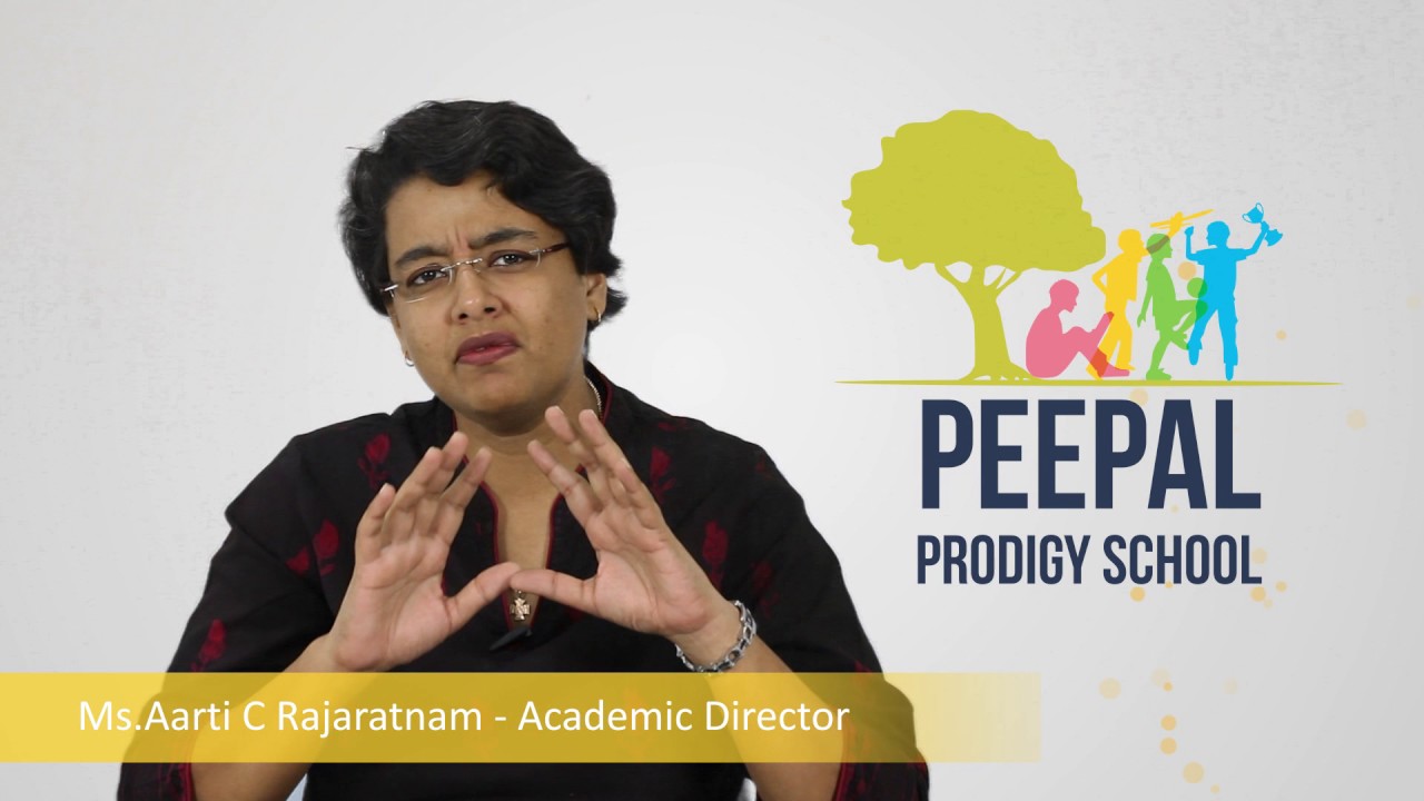 How can parents handle the elder child before and after the birth of second child?