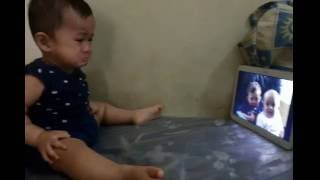 charlie bit my finger babys reaction