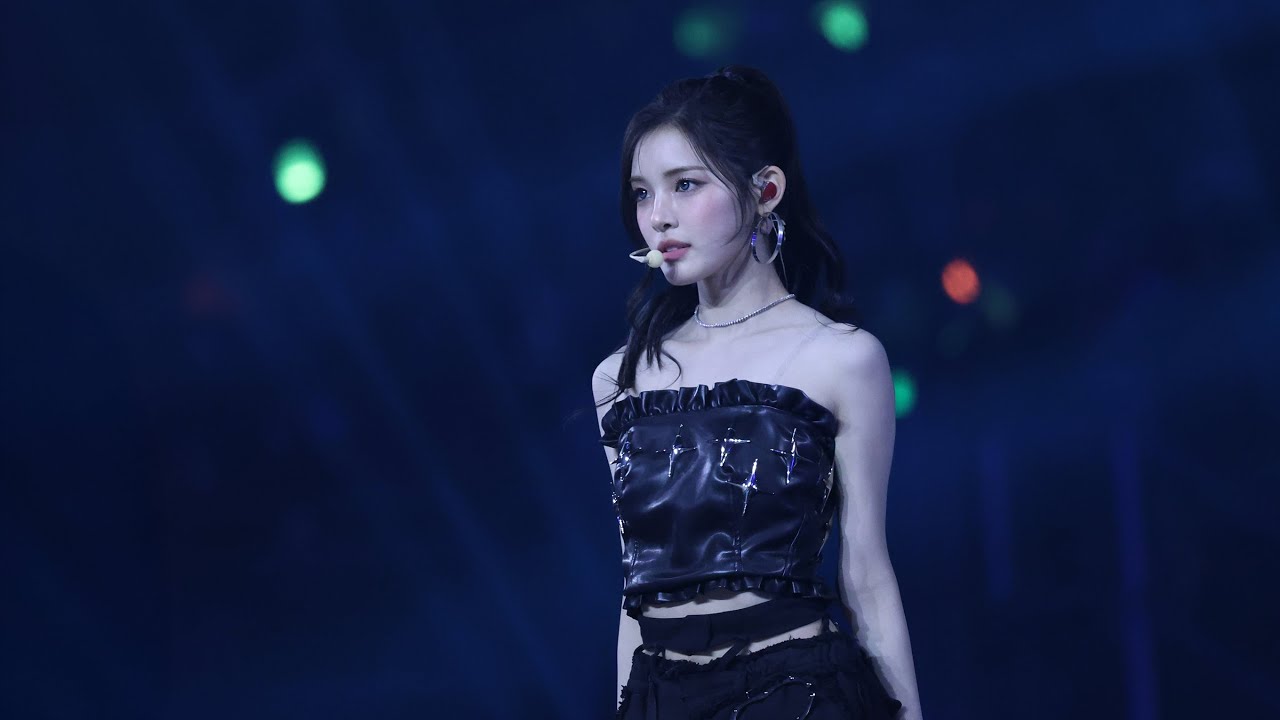 [Fancam/YUHA of Hearts2Hearts] 251225 - 'FOCUS&Dirty Work mash up' 하츠투하츠 유하 직캠