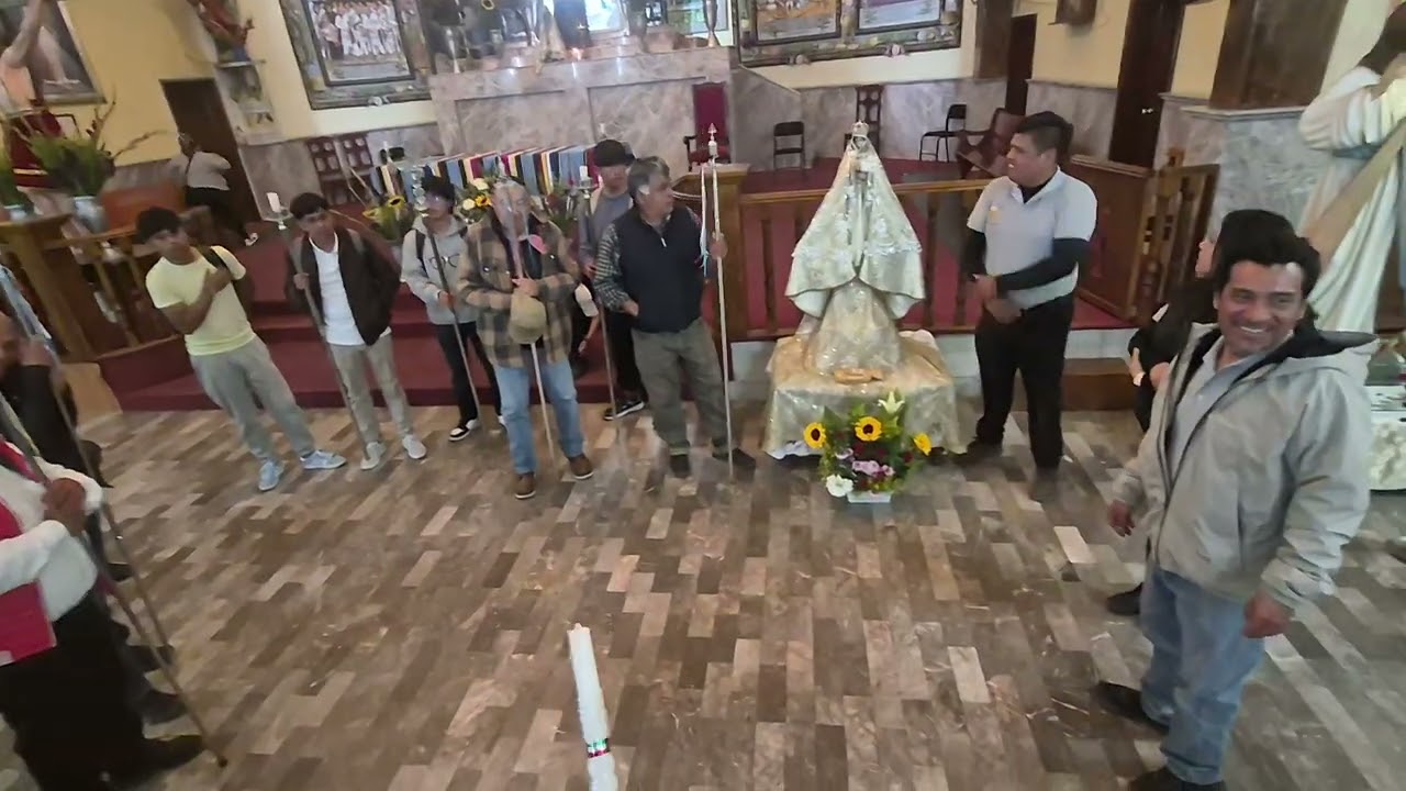 Arribo a Capilla de Virgen de la Defensa y entrega a porteros 