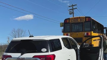 Kids save their bus driver during medical emergency