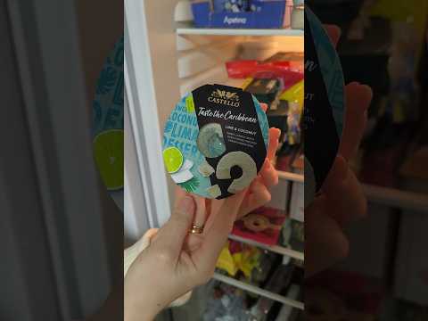 Сир з кокосом та лаймом Castello Lime & Coconut Cream Cheese Ring 125 г Данія, видео 1