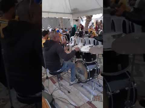 الشاب مجيد لو كان يديرولي باب حديد