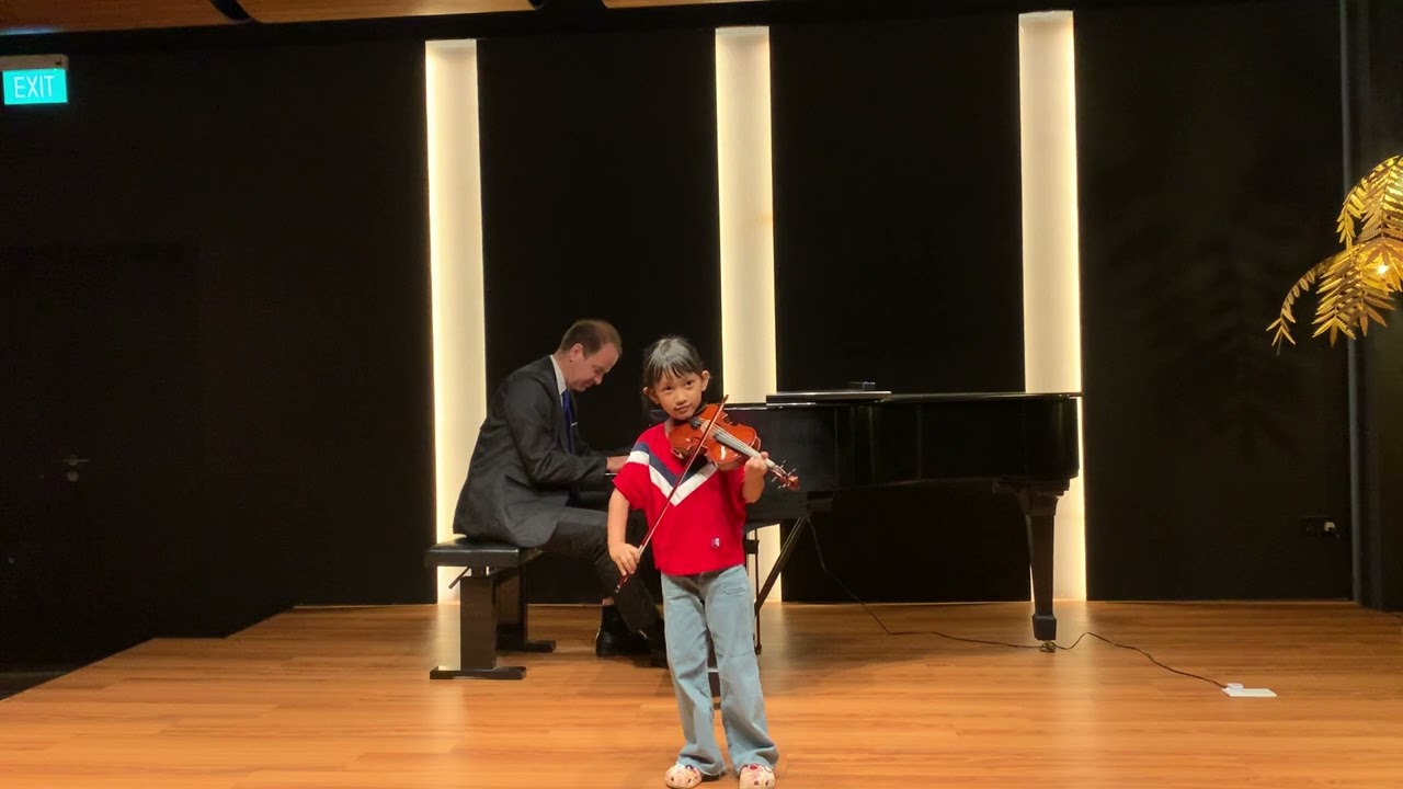 Thitt (5 years old) plays Rieding concerto first movement op. 11