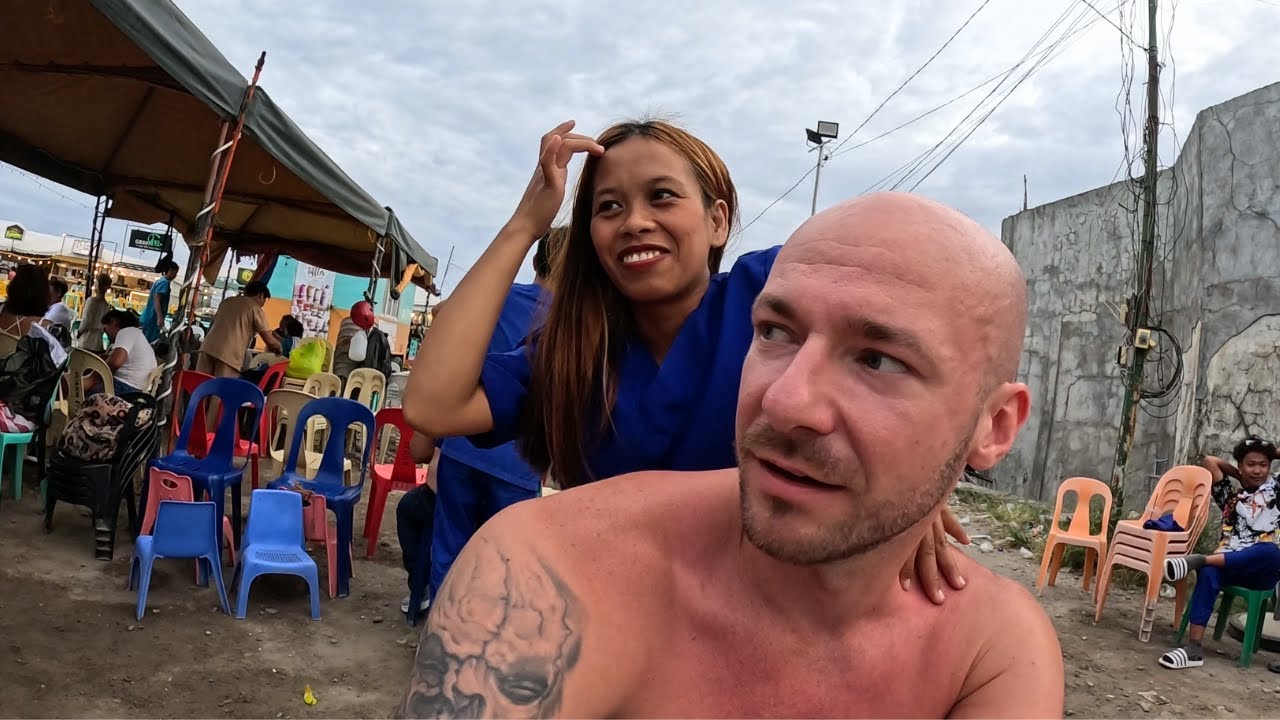 Chłopak tej Filipinki nie był zadowolony z tego masażu! 🇵🇭