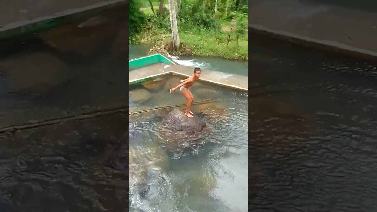 PAS LAGI NGOTEN ADA ULAR 