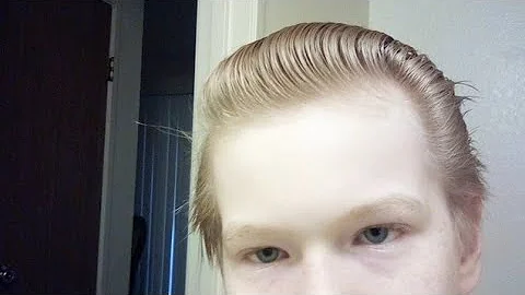 How to do a Elvis pompadour swirl (Murray's  beeswax pomade)