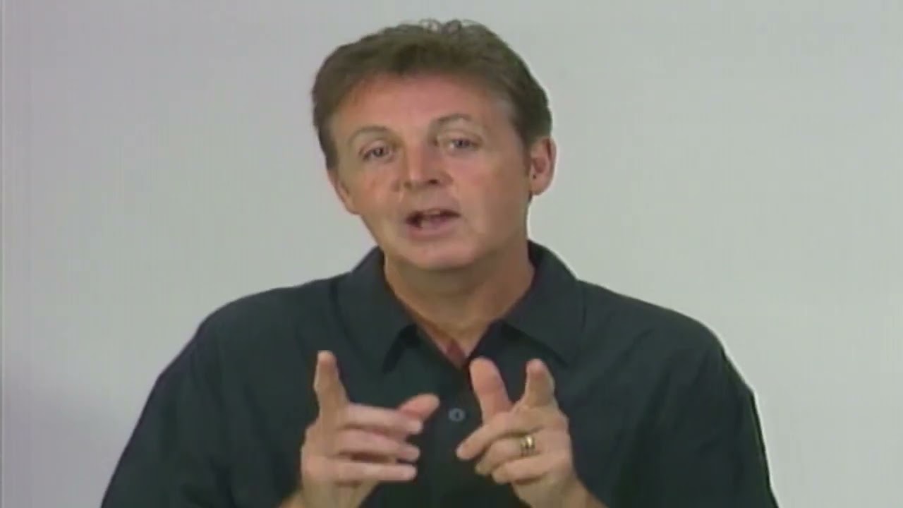 Paul McCartney Chants "Let's Go Mets!"