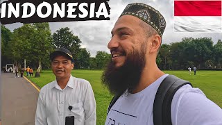 Trying To SNEAK INTO Borobudur Temple In Magelang, ‎Central Java, Indonesia 🇮🇩