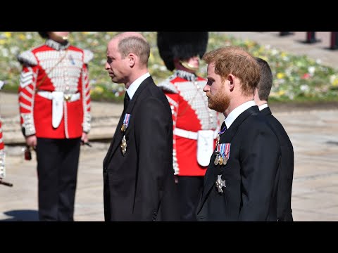 Video: William Und Harry, Zusammen, Aber Nicht Durcheinander