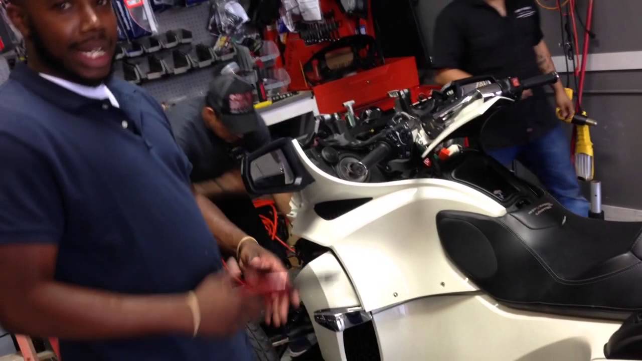 Auto Impressions CAN AM SPYDER LIGHTS AND AUDIO MAKEOVER PART 1