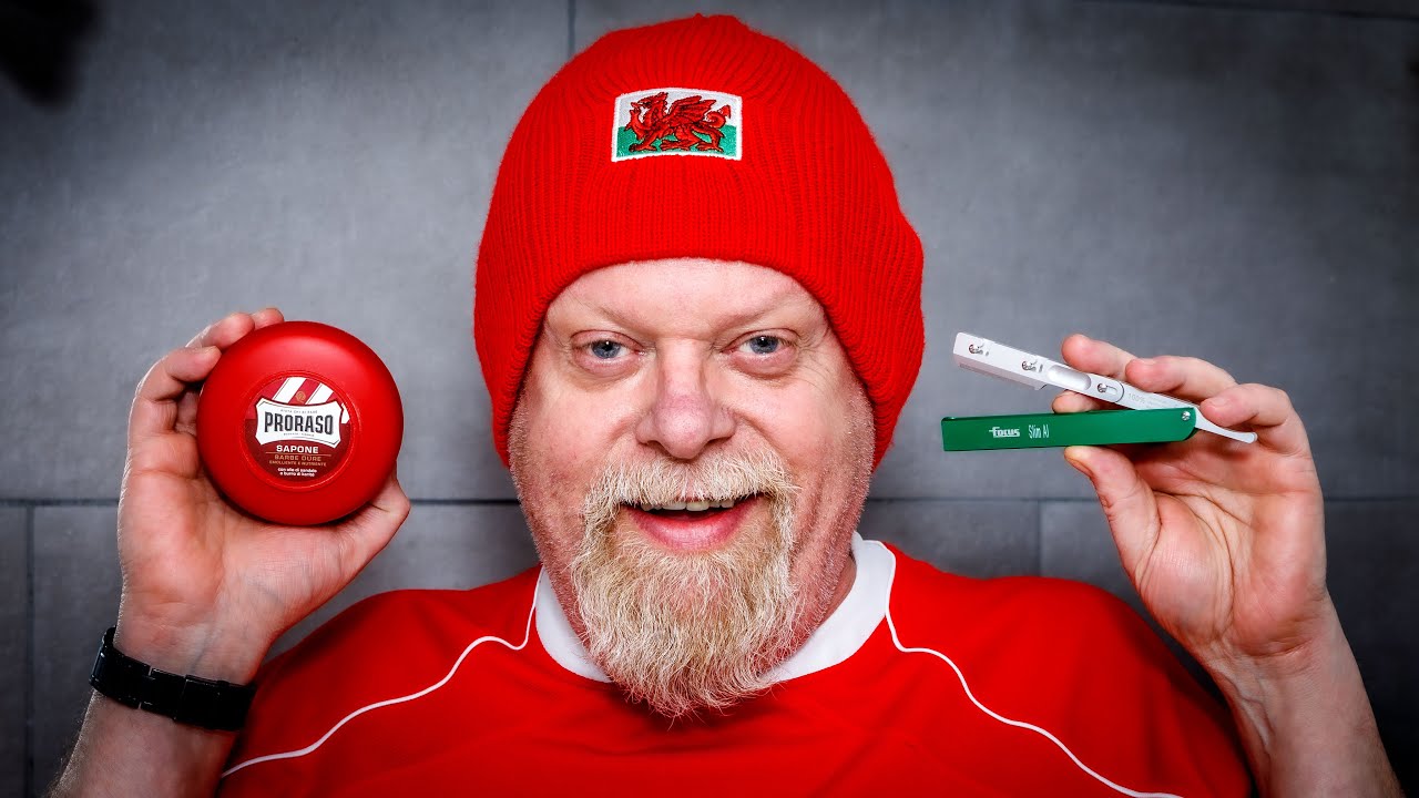 Mr G Straight Shave No89 St David's Day Shave Focus Slim A1 & Proraso