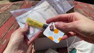 June 2021 yARNaBLE box