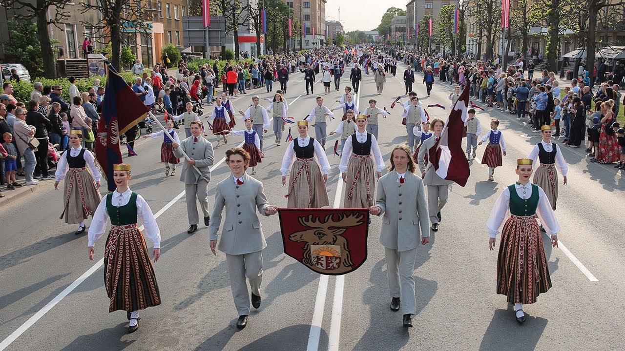 Pilsētas svētku gājiens