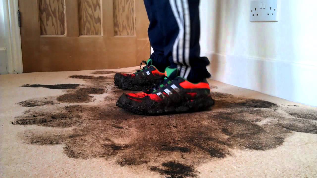 muddy boot cleaning