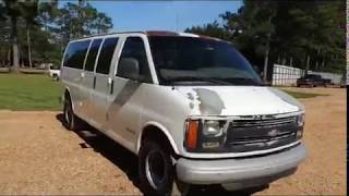 2001 Chevrolet Express 3500 15 Passenger Van VN0054