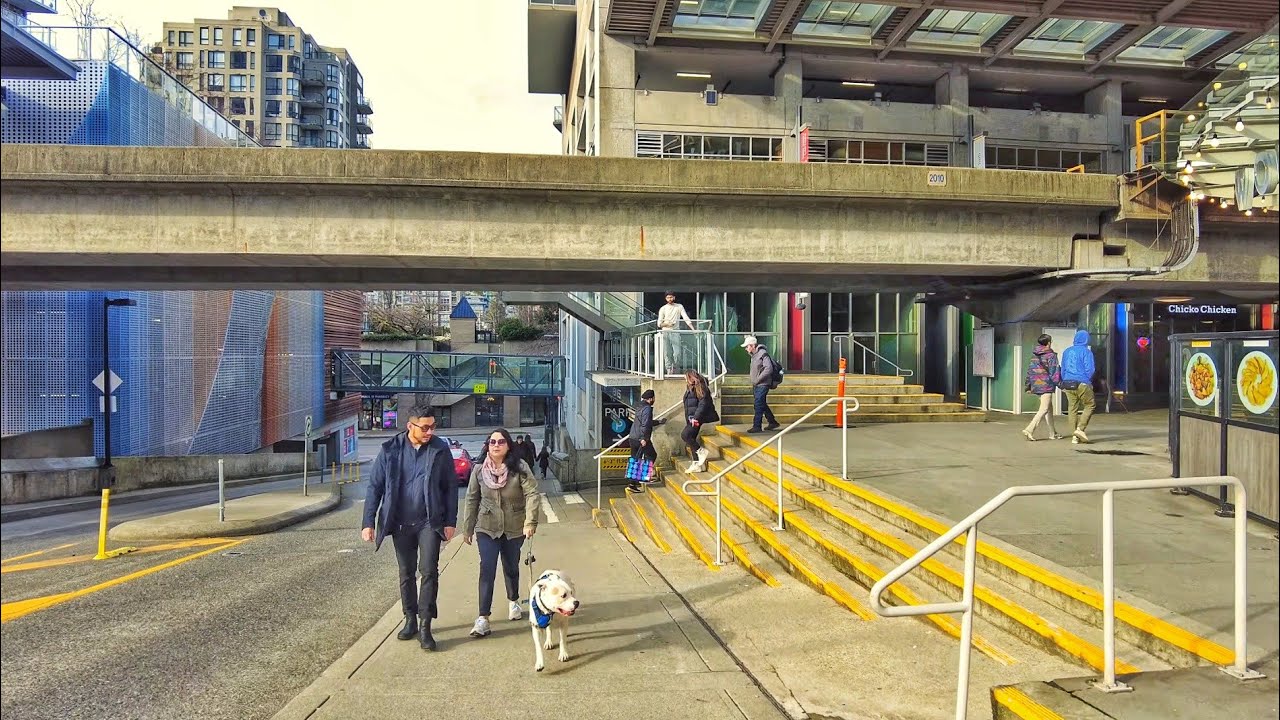 New Westminster Walk - Broadwalk | Shops at New West | Carnavon St