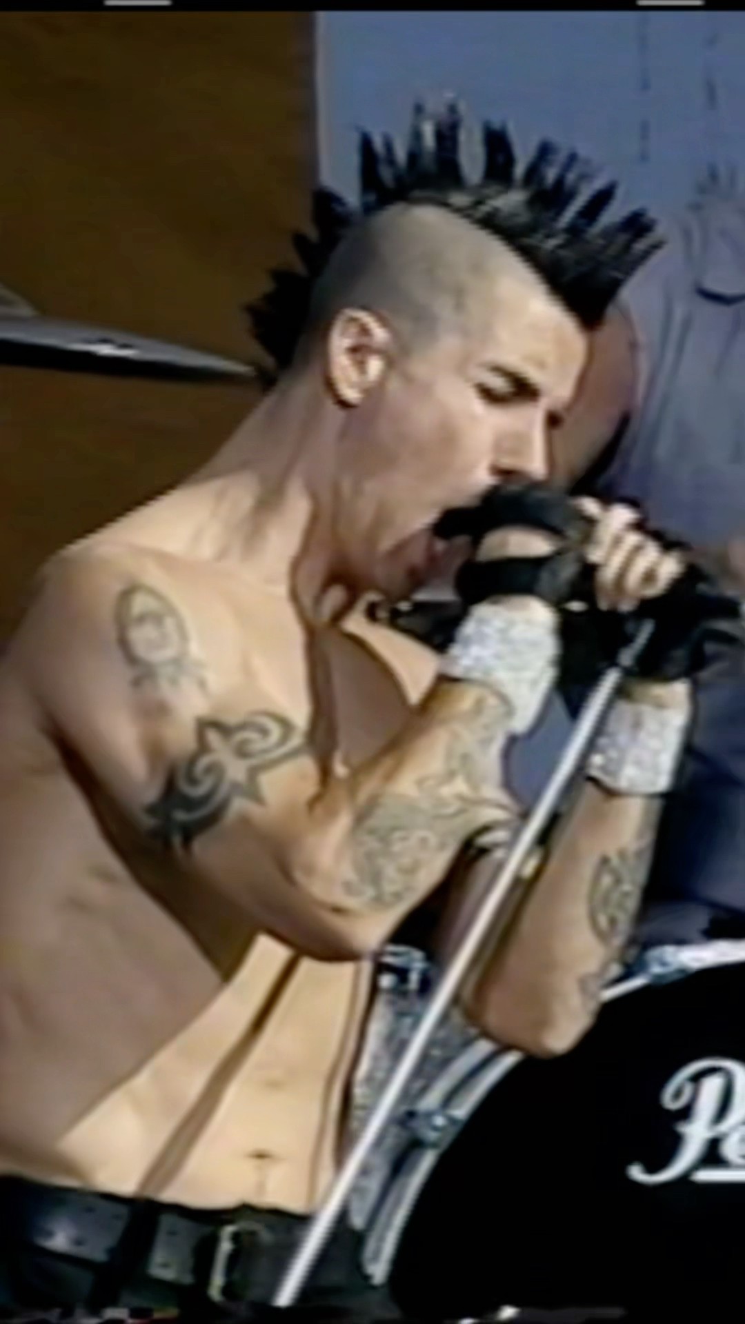 Around the World” live at Rolling Rock Town Fair 2000 - YouTube