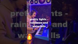 Pretty Lights - Keyboard Flip 🎹