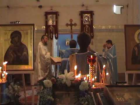15 лет назад состоялась первая литургия в стенах Феодоровского собора