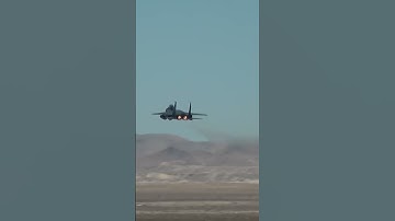 fighter jet low takeoff + flare drop