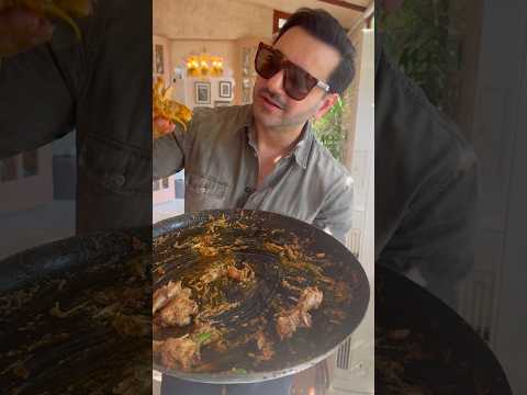 No one makes better koyla karahi Than Junoon Restaurant lahore #chickenkarahi