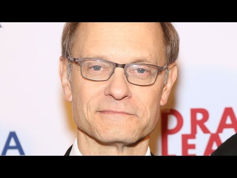 Video: David Hyde Pierce House: veiksmīga ikvienā veidā - ieskaitot House Flipping