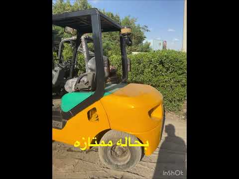 كلارك كوماتسو فوركليفت ديزل اتوماتيك ٣ طن للبيع ونش شوكه بحاله ممتازه