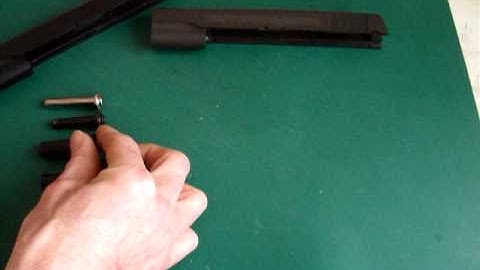 Guide rod plug differences of Marui airsoft 5.1 Hicapa and 1911 pistols..