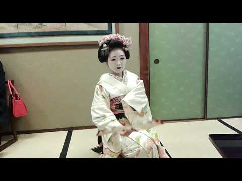Video: Cum să vezi un spectacol Maiko la Kyoto