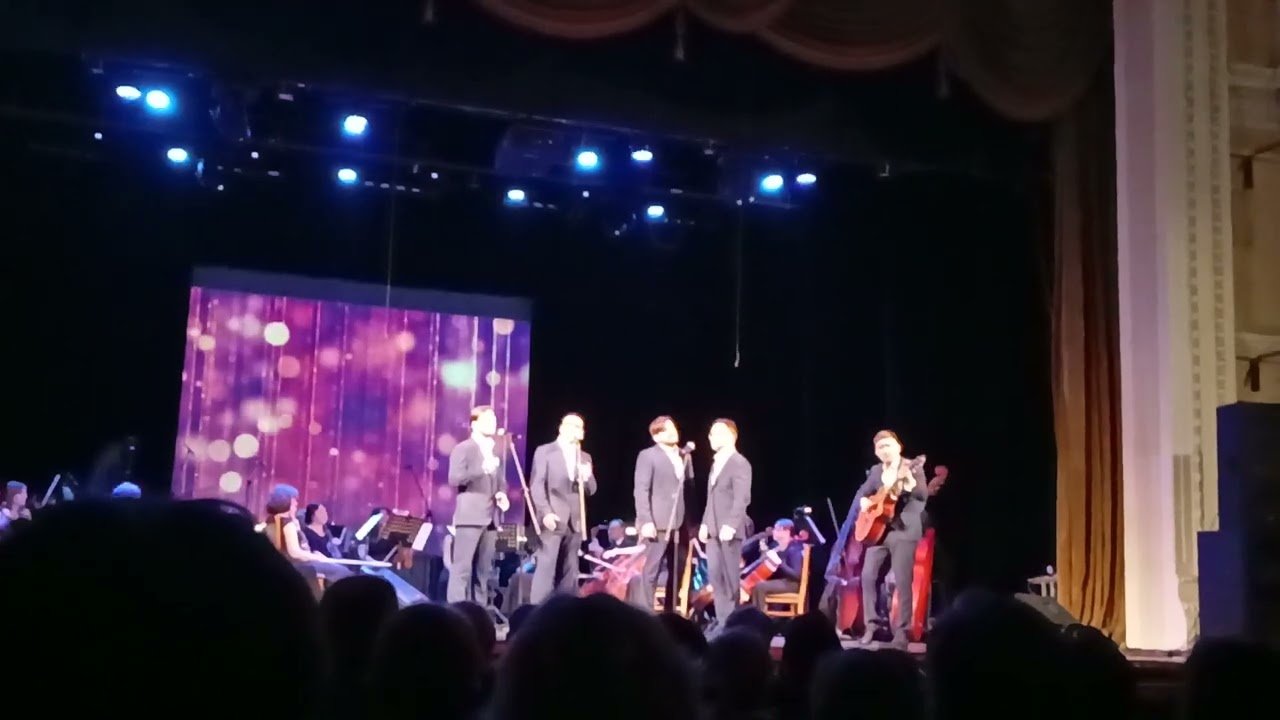 группа  "Супер мотив" песня "Тополя"