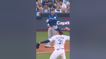 Wild sequence to start the inning 👀