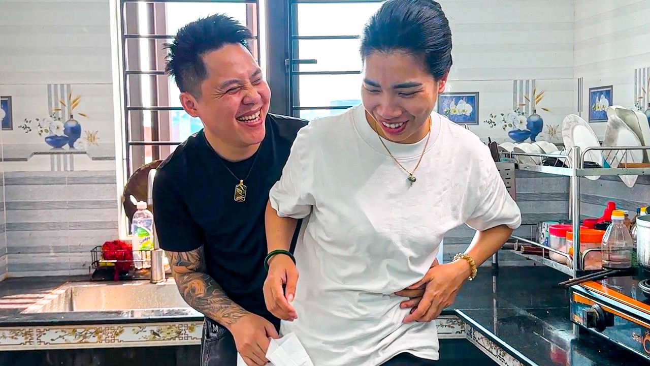 Mom was startled when Dad suddenly hugged her from behind