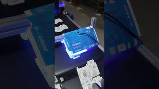 UV6810 inkjet printer prints on the Medicine box Pharmacy trackable QR code DM code UV可变数据喷码机