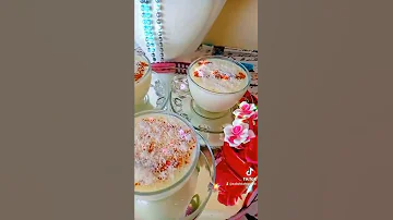 أمي ياجنة العمر لحضنك أشتاق 