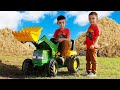 Funny Stories about Tractor John Deere and other trucks - Loader and Combine