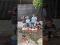 Perkara mobil truck oleng semua jadi nggak fokus meletuskan balon 🤣 #shortvideo #meletuskanbalon