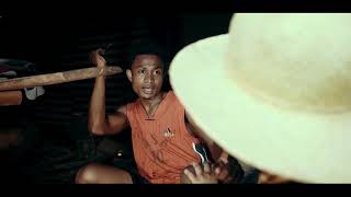 ROLLAND ( Kabosy ) _ Ka malaky manambaly _ Clip officiel 2021 ( Directed X Dell Flash Mada )