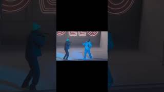 Drake and 21 savage perform “jimmy crooks” at the Apollo theater