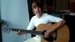 Justin Bieber Performs Lonely Girl